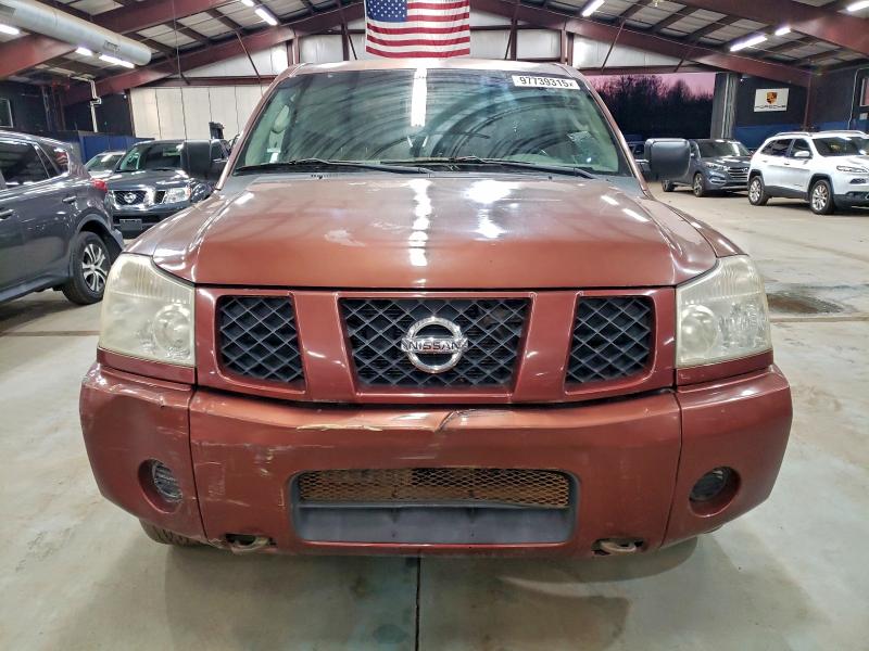 2004 NISSAN TITAN XE  