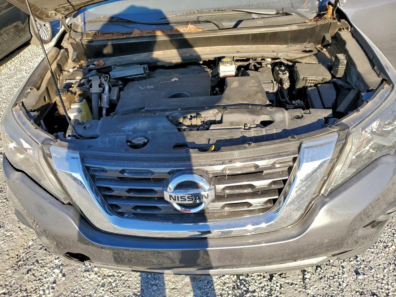 2018 Nissan Pathfinder S VIN: 5N1DR2MN0JC656543 Lot: 96596285