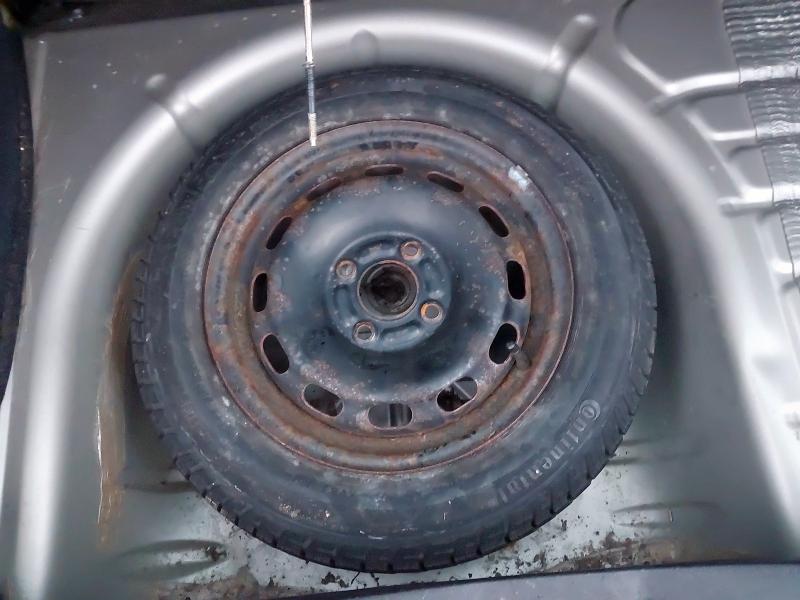 2004 FORD FIESTA LX AUTO 