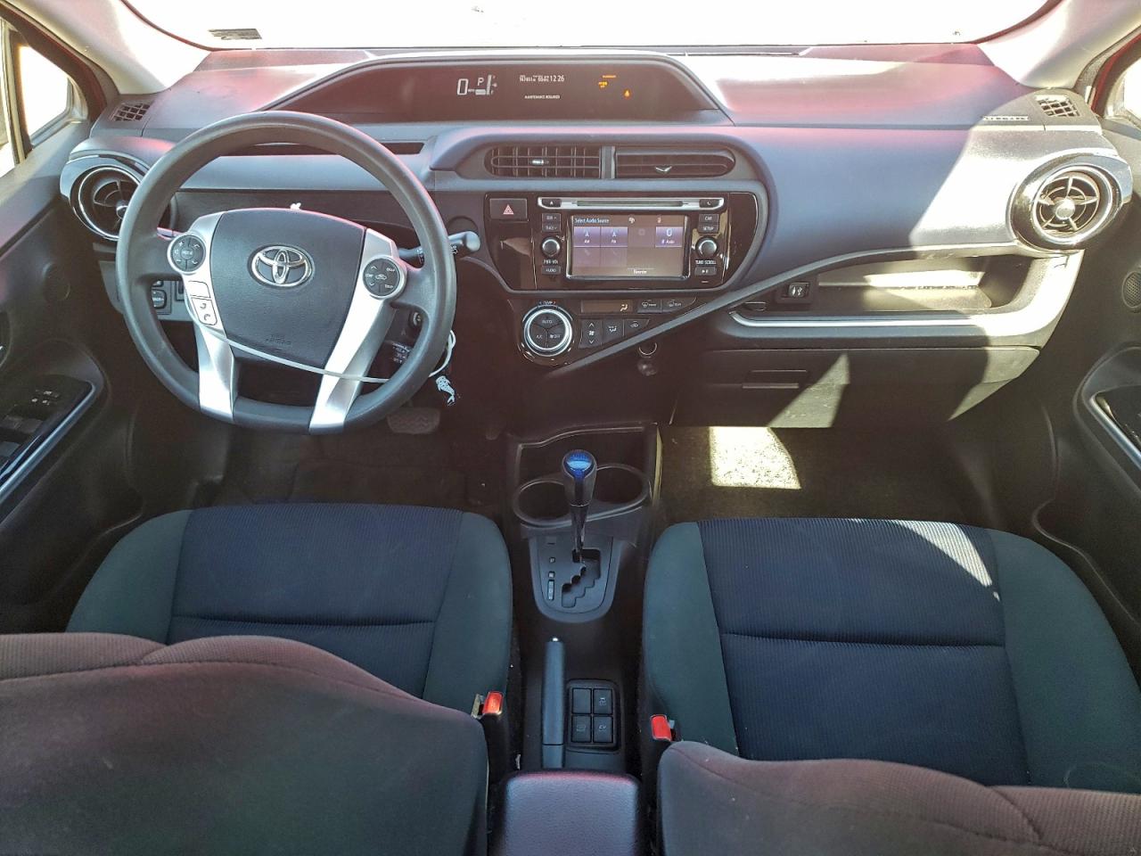 2016 Toyota Prius C VIN: JTDKDTB30G1133562 Lot: 94035435