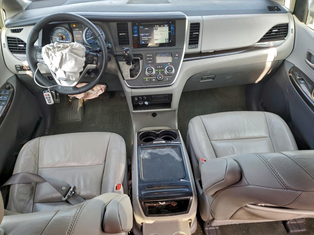 2017 Toyota Sienna Xle VIN: 5TDDZ3DC1HS178831 Lot: 96538825