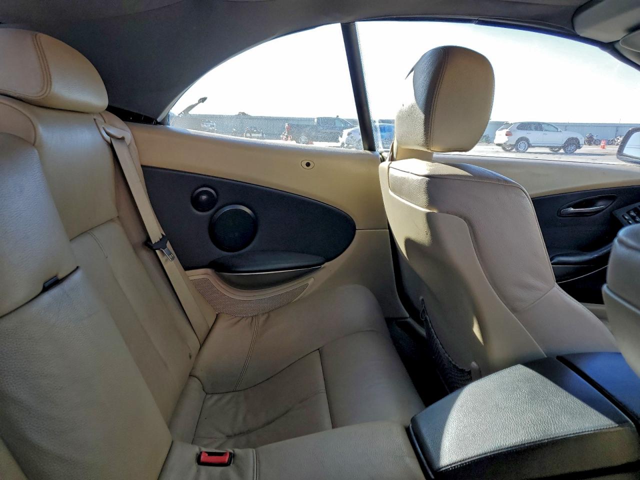 Фото: WBAEK134X6CN79104