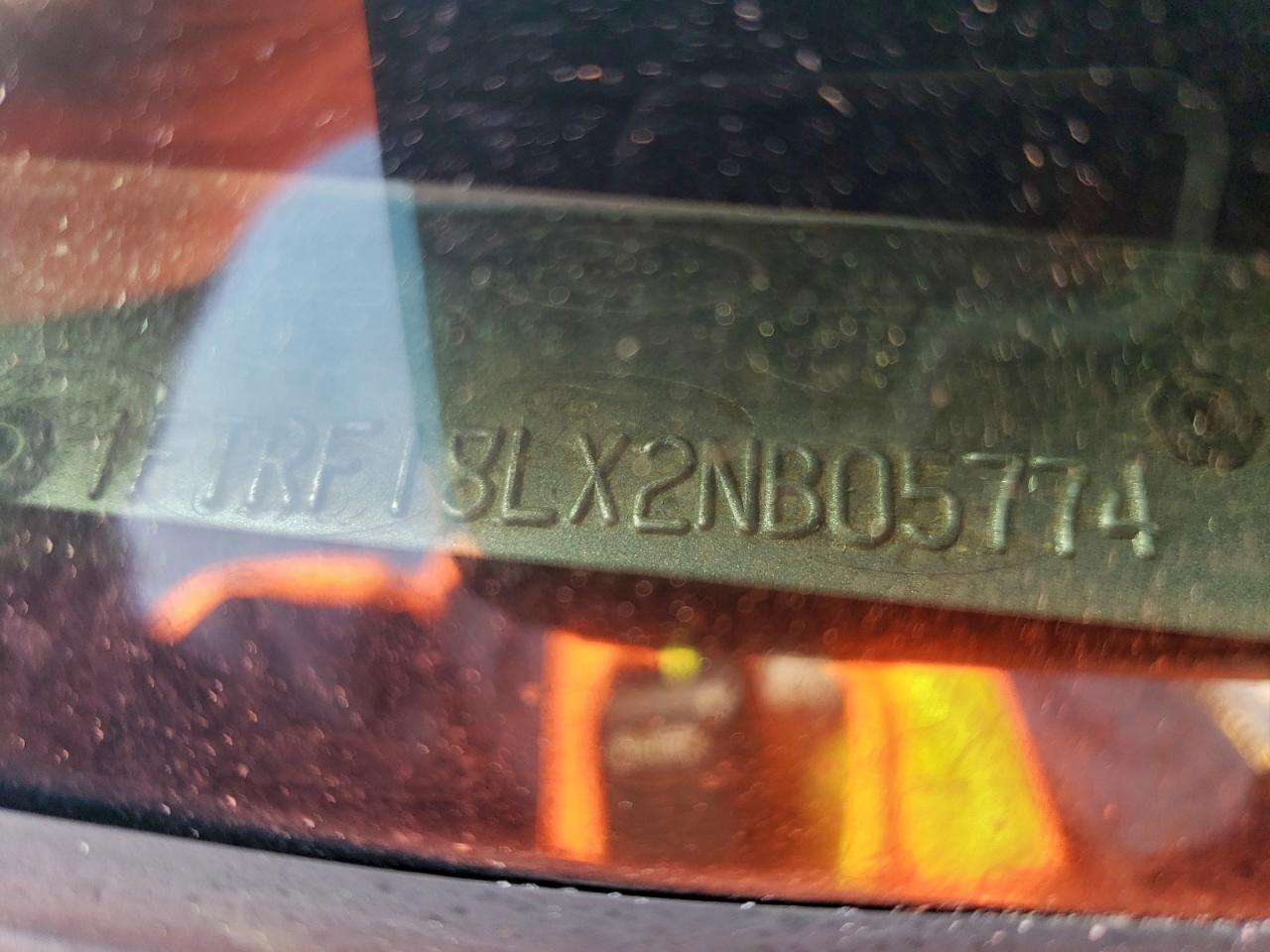 2002 Ford F150 VIN: 1FTRF18LX2NB05774 Lot: 94270525