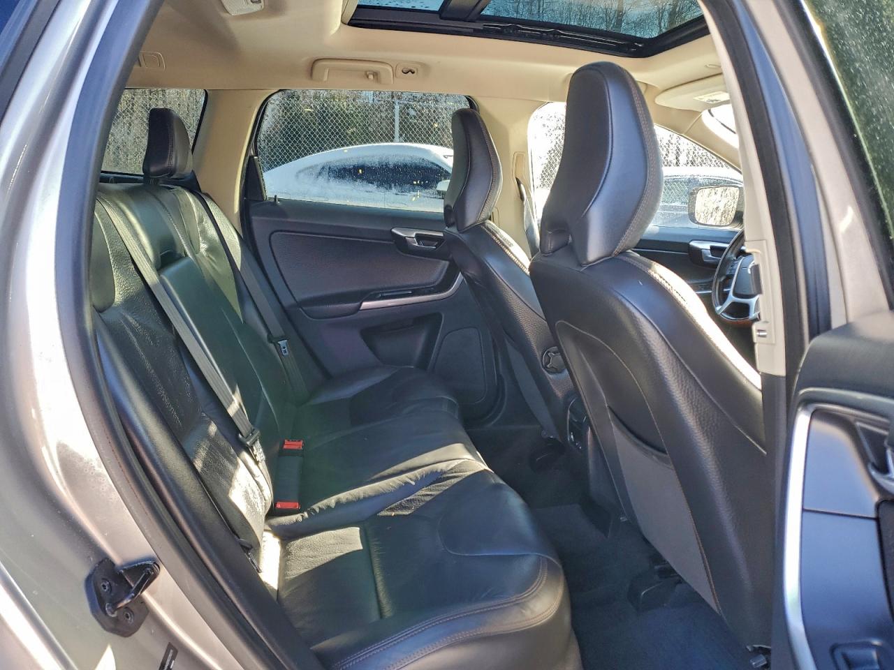 2012 Volvo Xc60 3.2 VIN: YV4940DZ8C2293270 Lot: 93994365