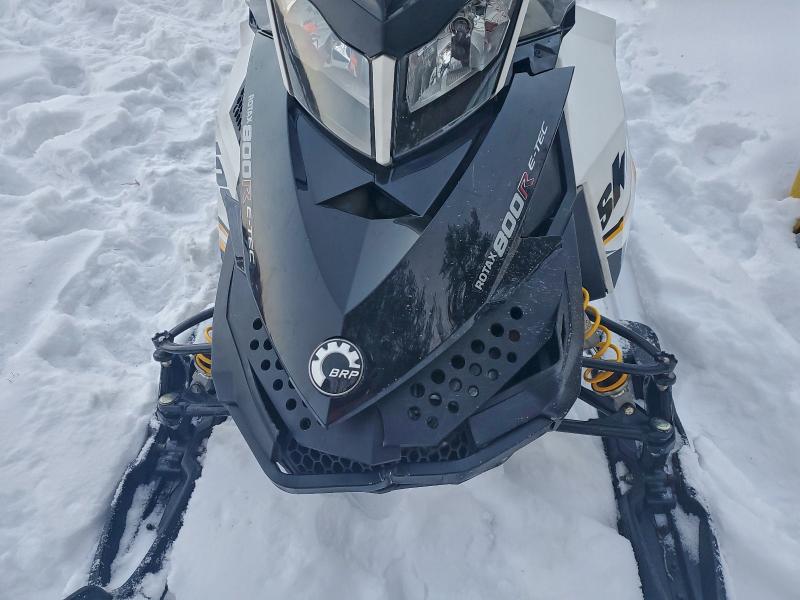 2012 SKIDOO MXZ  
