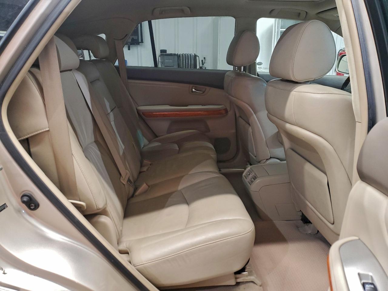 2005 Lexus Rx 330 VIN: 2T2HA31U35C076985 Lot: 95987125