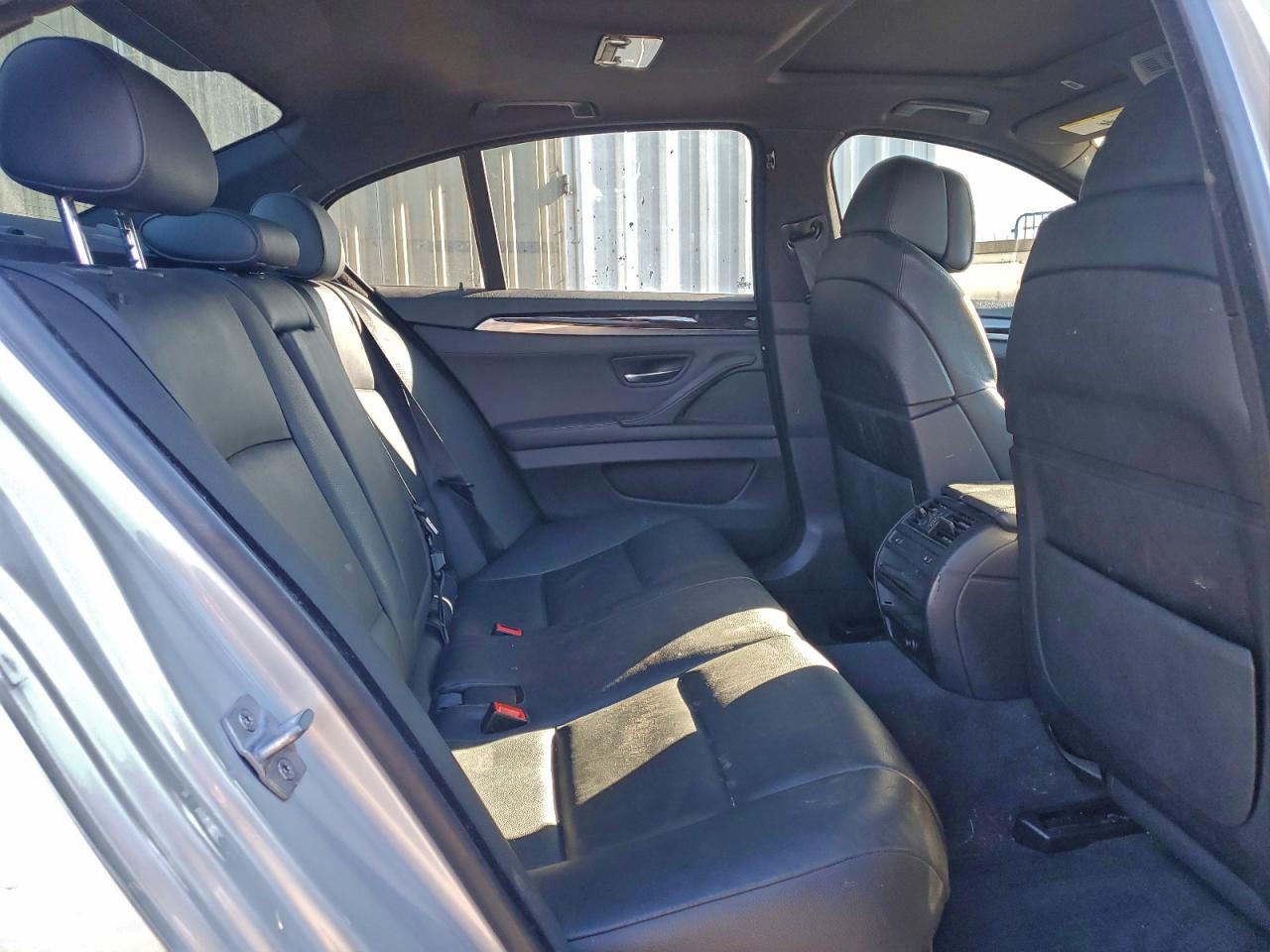 Фото: WBAFU9C53DDY72808