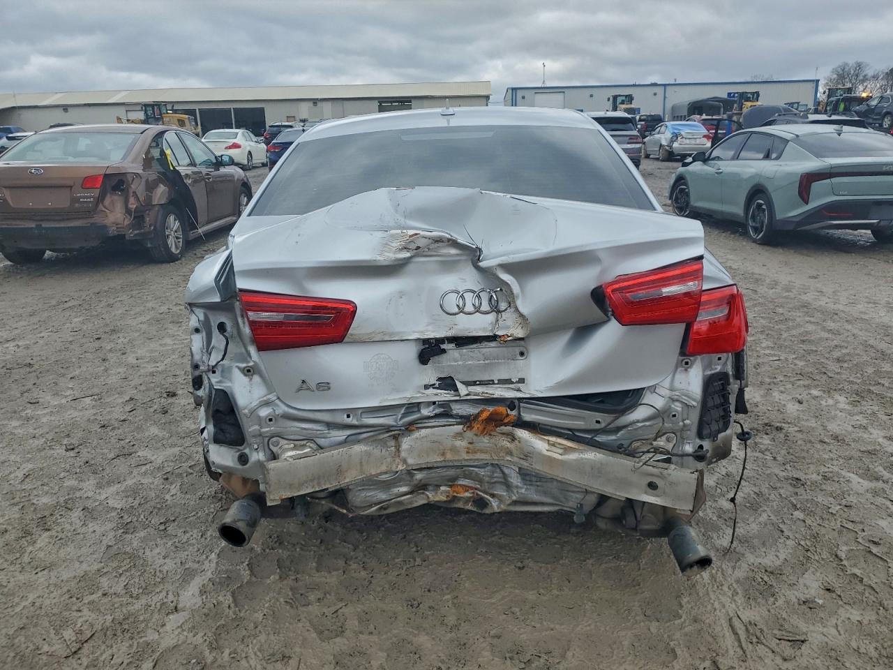 Фото: WAUGFAFC2EN024621