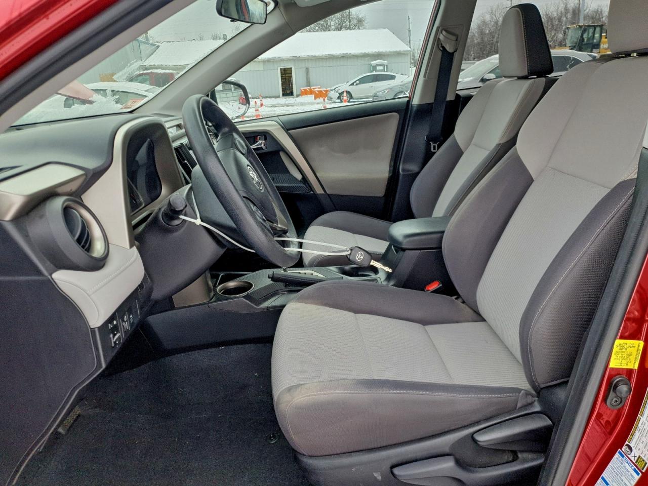 2015 Toyota Rav4 Xle VIN: 2T3RFREV8FW381387 Lot: 94701395