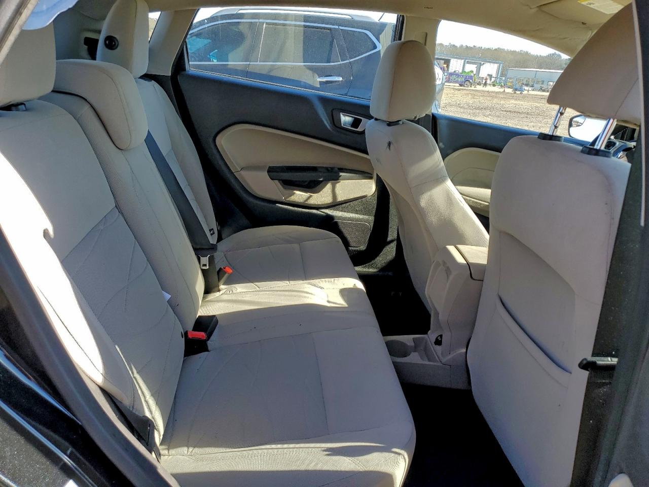 2014 Ford Fiesta Se VIN: 3FADP4EJ8EM131256 Lot: 96585925