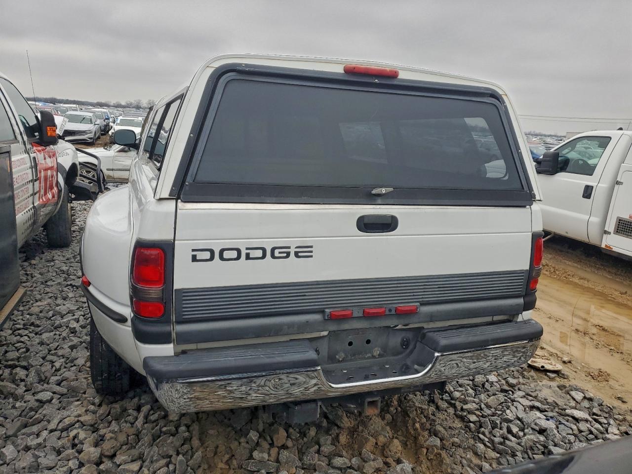 1998 Dodge Ram 3500 VIN: 1B7MC3363WJ173315 Lot: 94360985