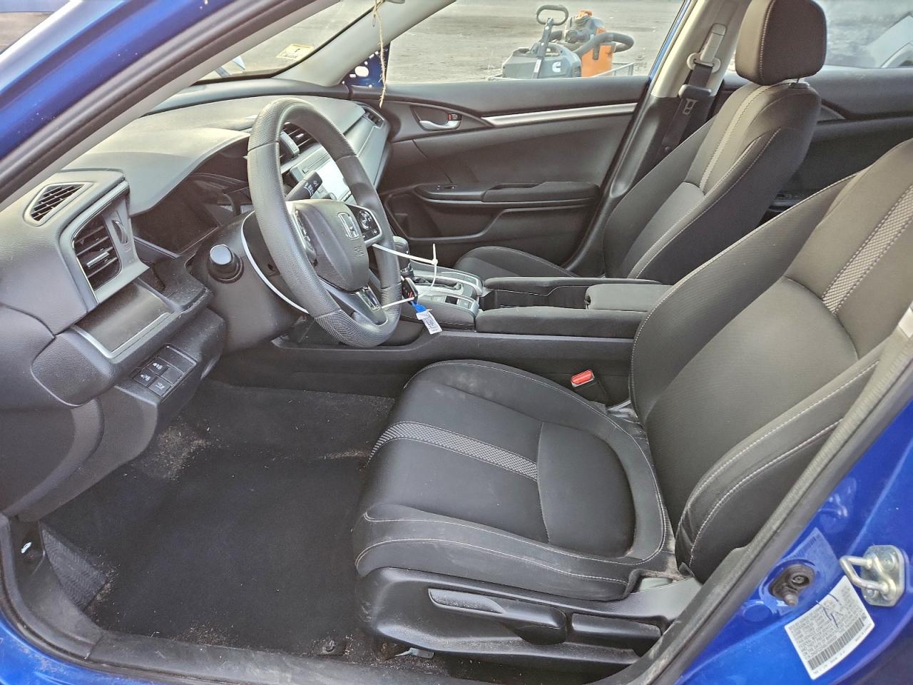 2020 Honda Civic Lx VIN: 2HGFC2F68LH586926 Lot: 90324425