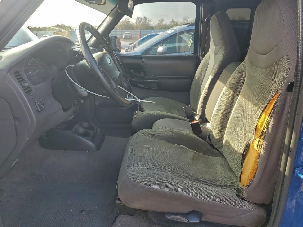 2002 Ford Ranger Super Cab VIN: 1FTYR44U22PA39731 Lot: 94919285