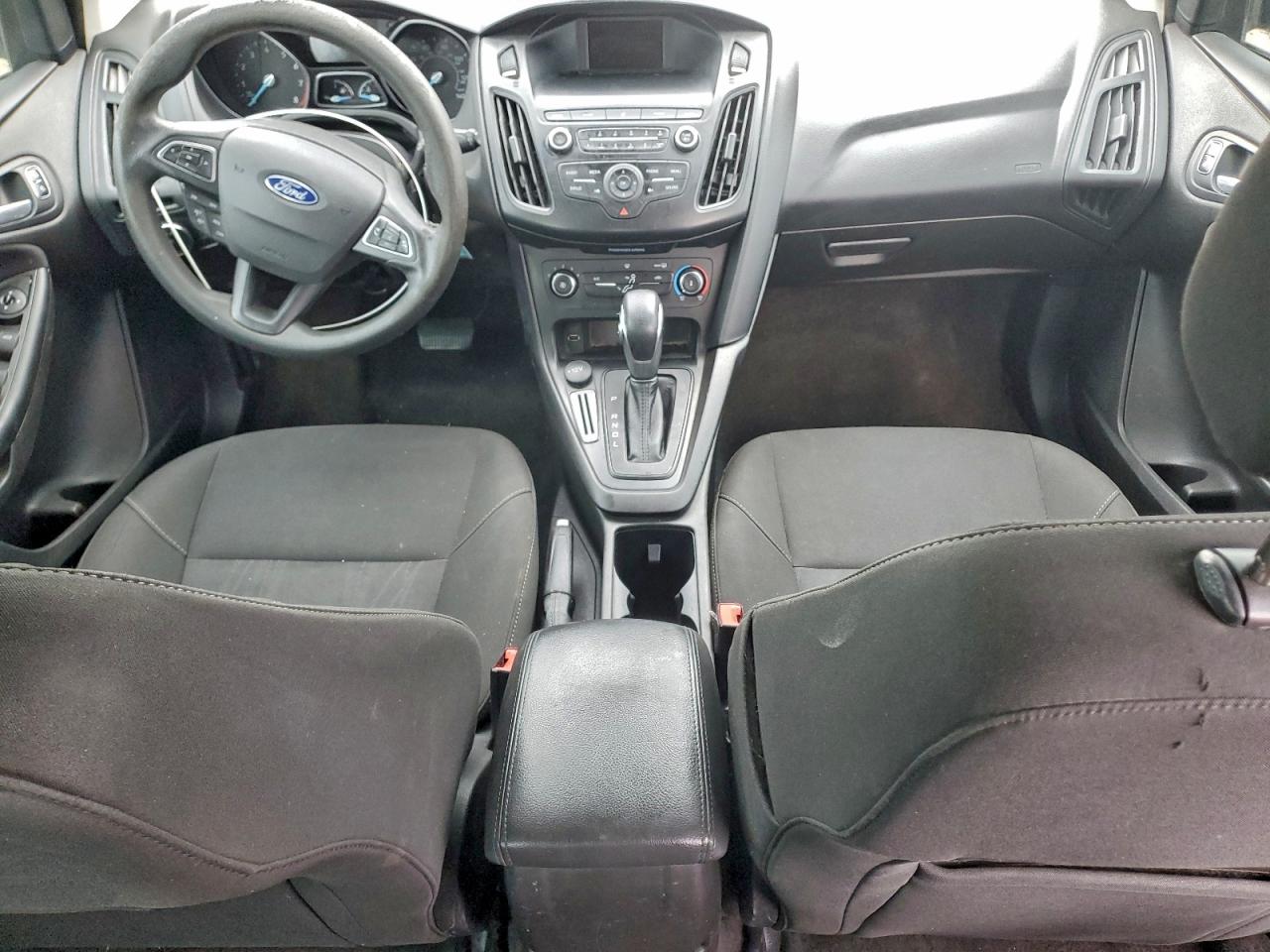 2018 Ford Focus Se VIN: 1FADP3K23JL299051 Lot: 94388135