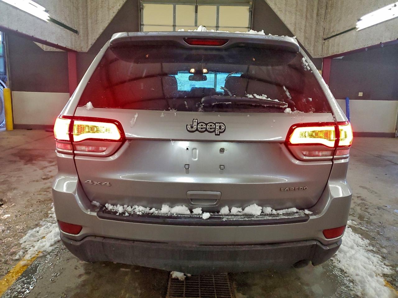 2015 Jeep Grand Cherokee Laredo VIN: 1C4RJFAG8FC227575 Lot: 94237045