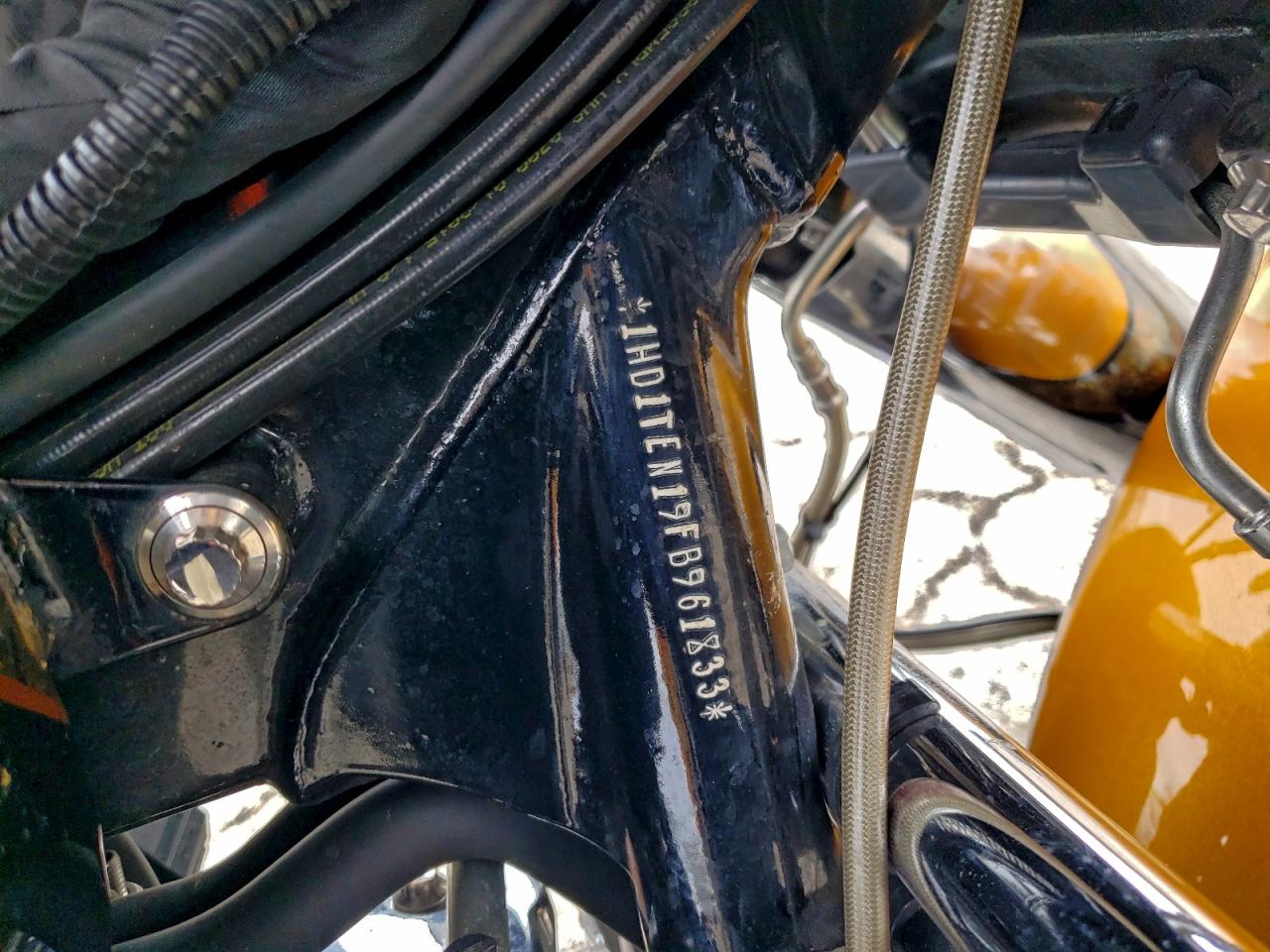 2015 Harley-Davidson Flhtkse Cvo Limited VIN: 1HD1TEN19FB961833 Lot: 94565615