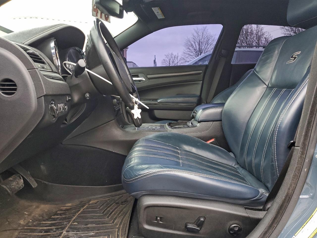 2014 Chrysler 300 S VIN: 2C3CCABT0EH352035 Lot: 94312645