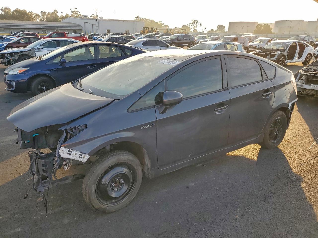 2015 Toyota Prius VIN: JTDKN3DU0F0470773 Lot: 95448295