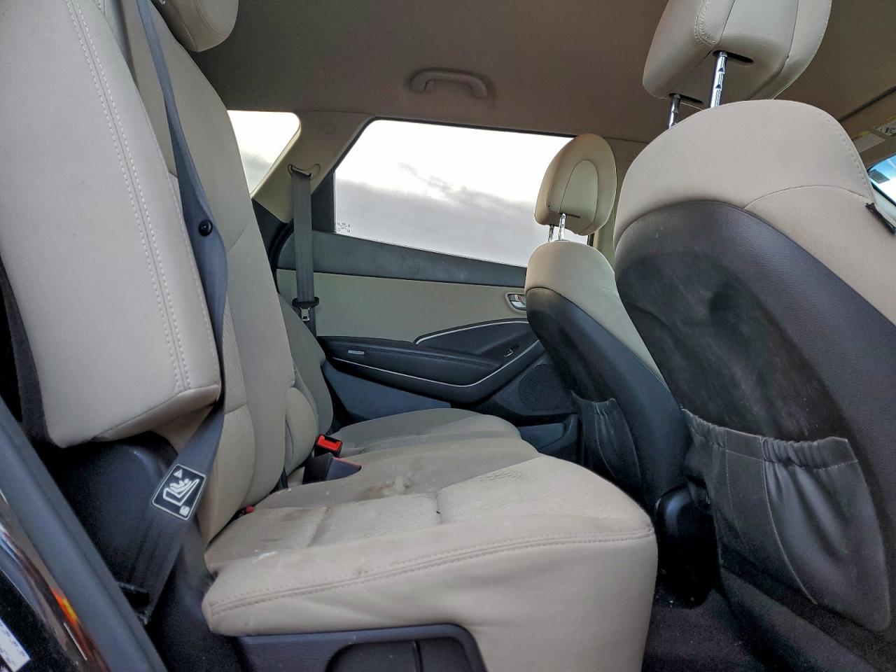 2017 Hyundai Santa Fe Se VIN: KM8SMDHF6HU210471 Lot: 94722605