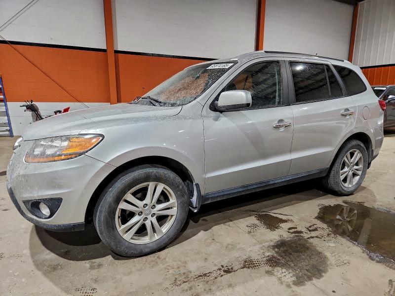 2011 HYUNDAI SANTA FE SE  