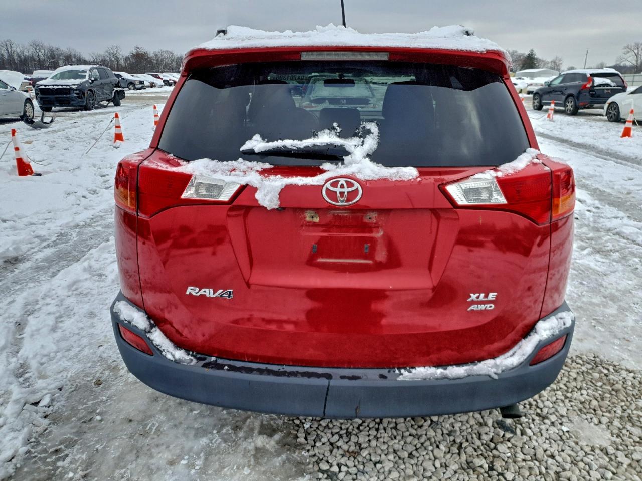 2015 Toyota Rav4 Xle VIN: 2T3RFREV8FW381387 Lot: 94701395