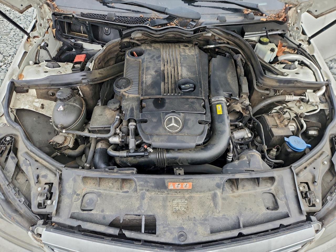 2012 Mercedes-Benz C 250 VIN: WDDGF4HB9CR210628 Lot: 95331575