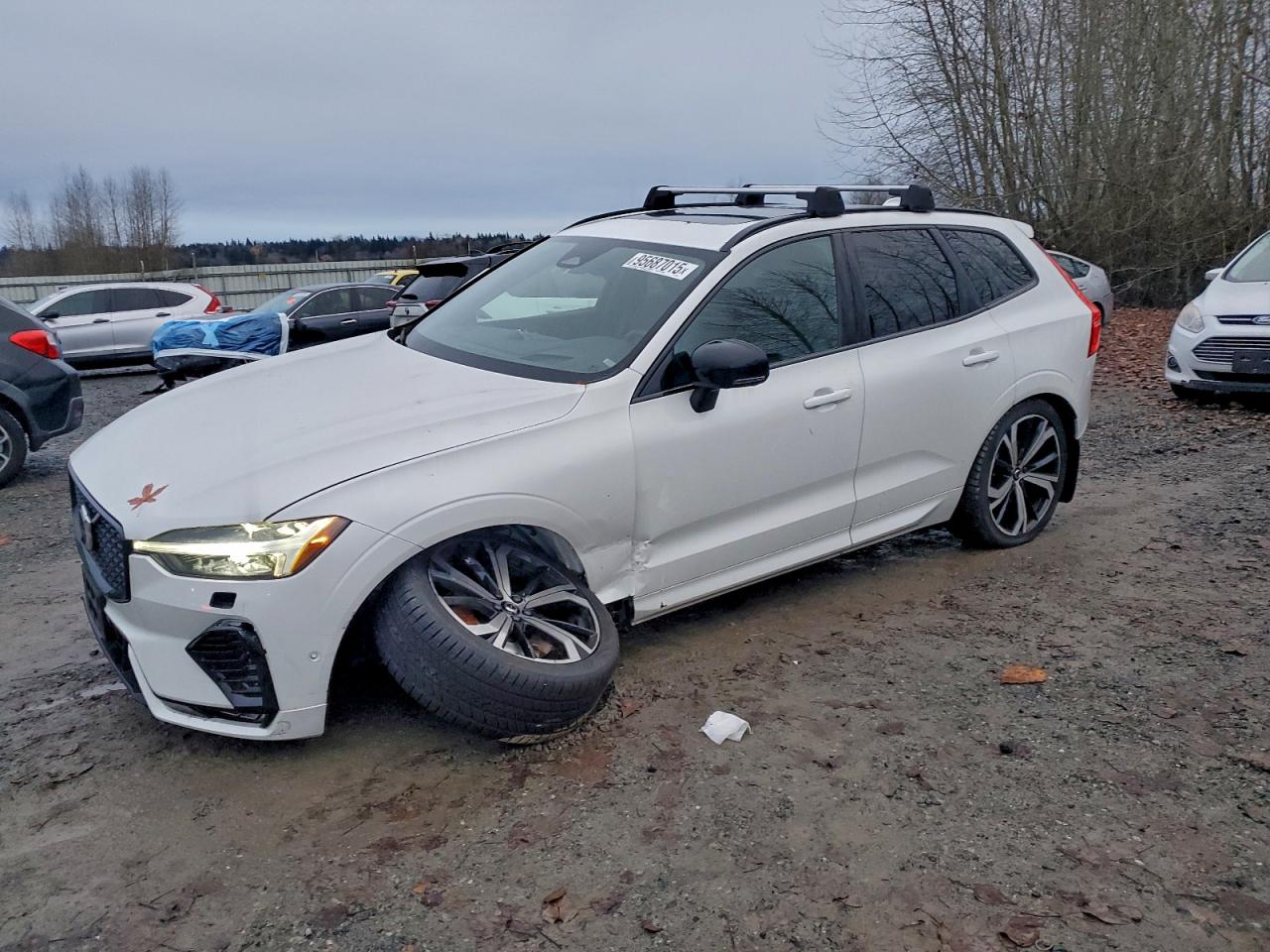 2022 Volvo Xc60 B6 R-Design