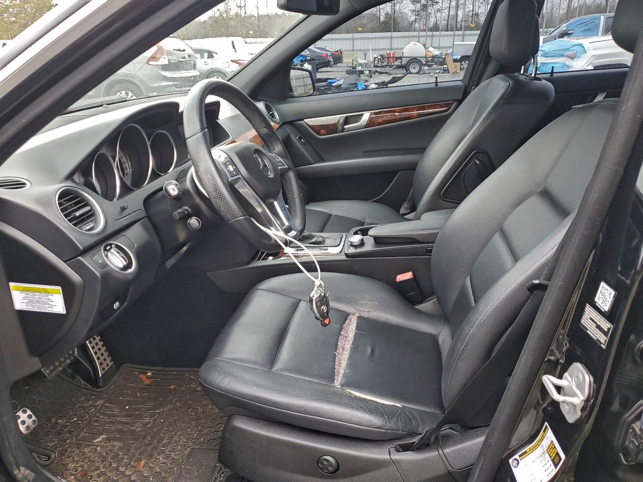 2014 Mercedes-Benz C 250 VIN: WDDGF4HB6ER313735 Lot: 96033125