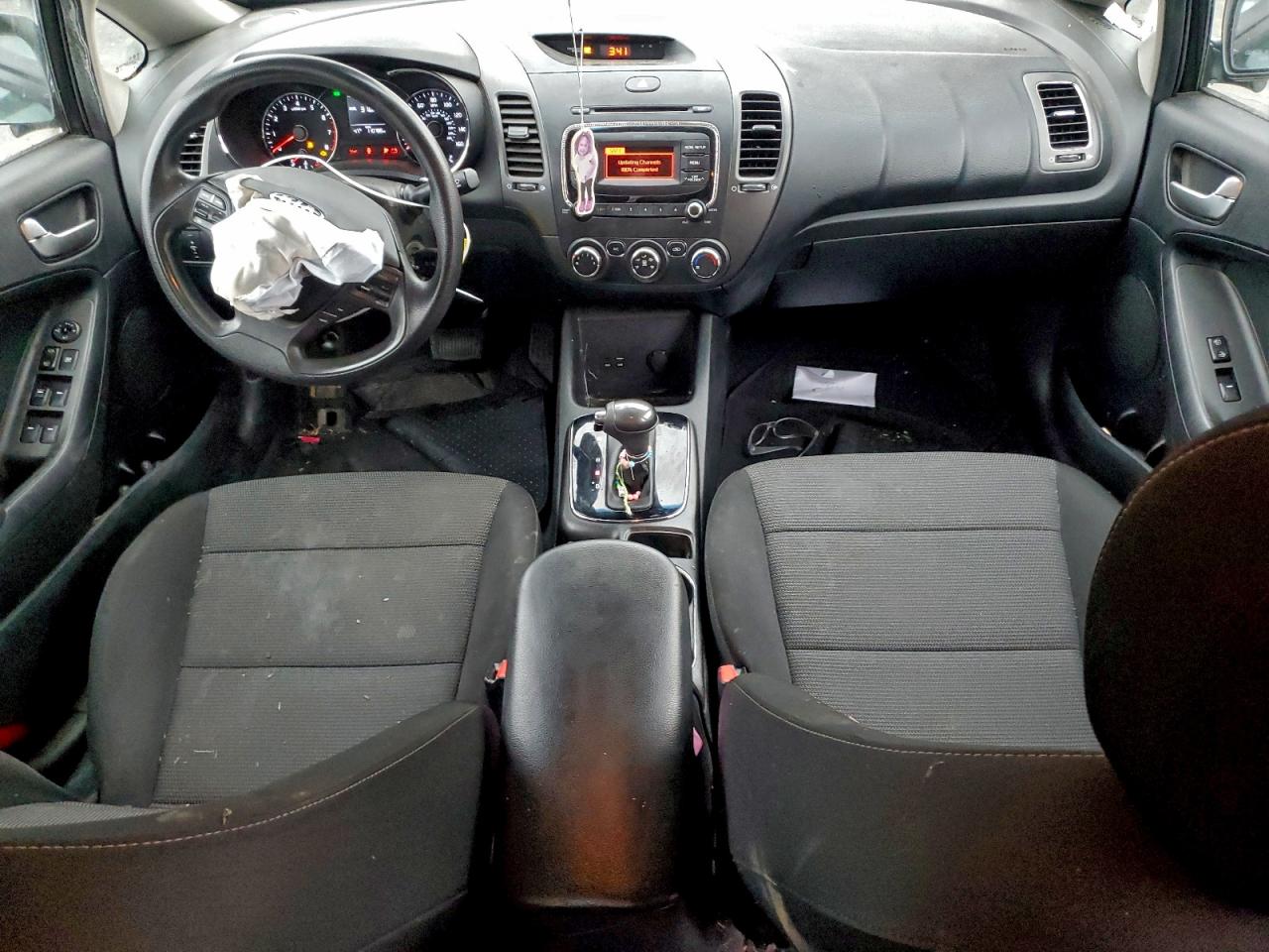 2018 Kia Forte Lx VIN: 3KPFK4A72JE235239 Lot: 93977915