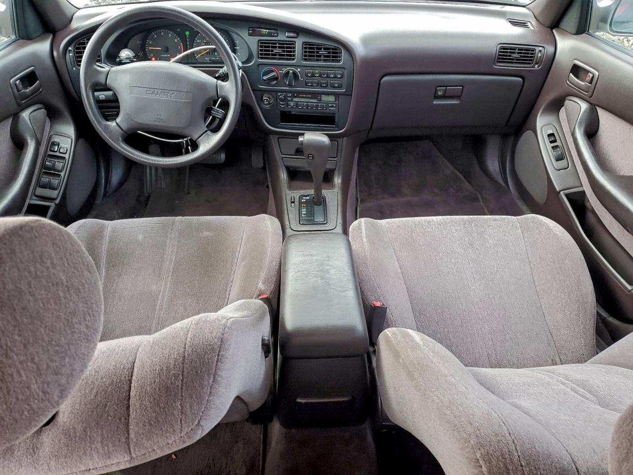 1992 Toyota Camry Xle VIN: JT2VK13E4N0058061 Lot: 97113635