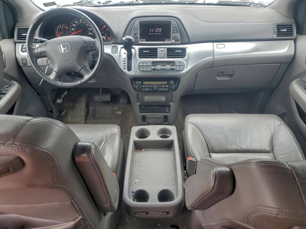 2010 Honda Odyssey Exl VIN: 5FNRL3H76AB015932 Lot: 95115505