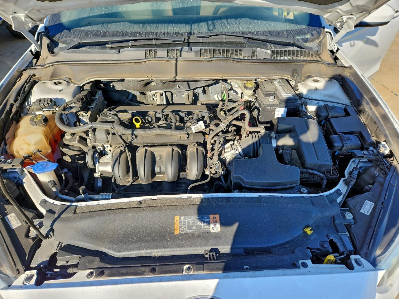 2015 Ford Fusion S VIN: 3FA6P0G70FR118251 Lot: 95202685