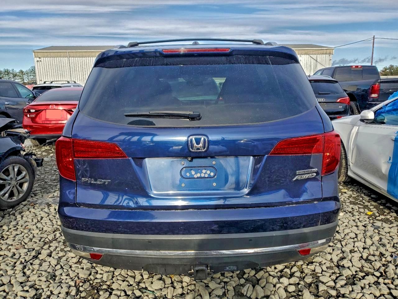 2016 Honda Pilot Touring VIN: 5FNYF6H90GB021868 Lot: 95955605