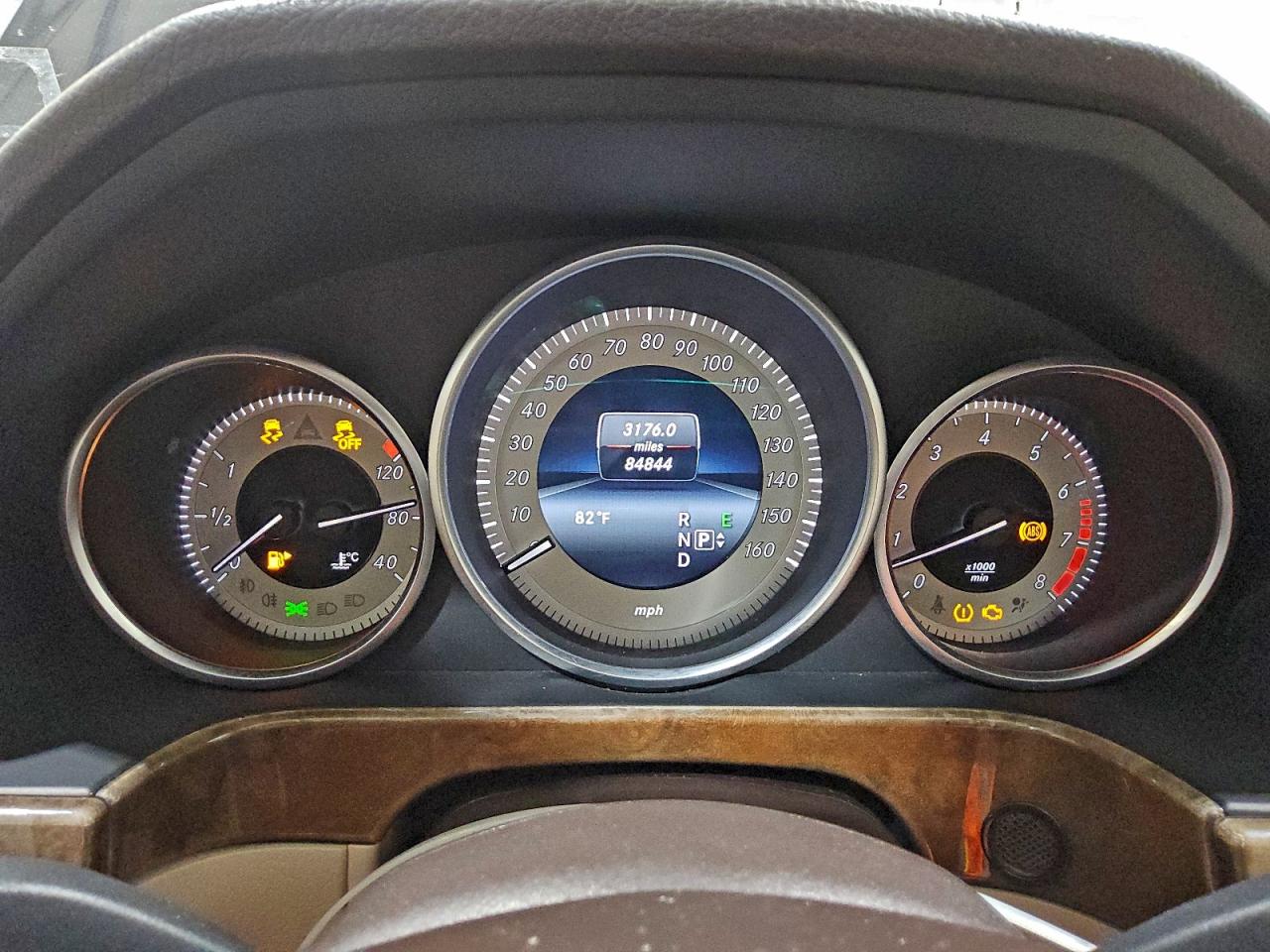 2014 Mercedes-Benz E 350 VIN: WDDHF5KB6EA885289 Lot: 92510435