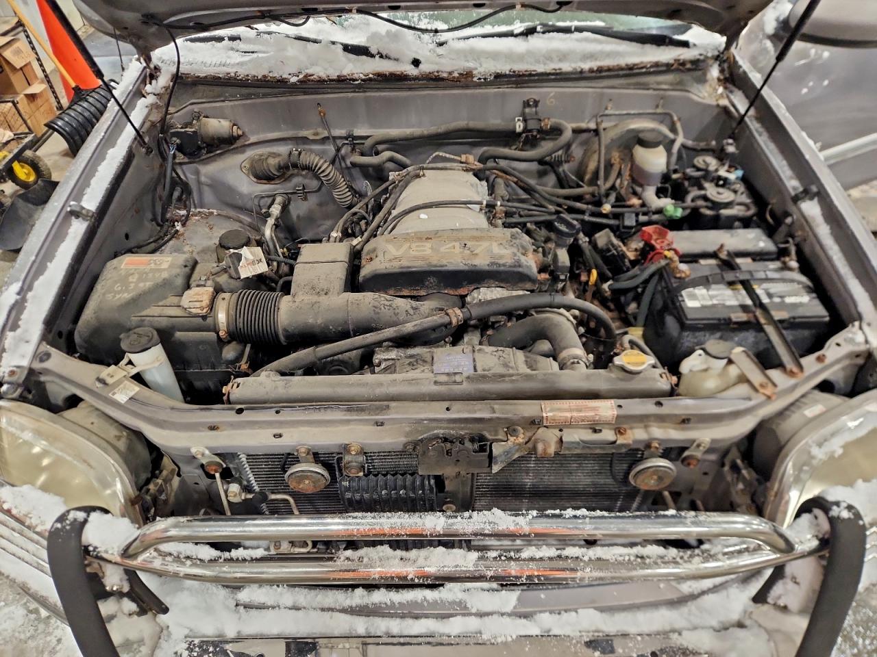 2000 Toyota Tundra Access Cab Limited VIN: 5TBBT4814YS107302 Lot: 95551895