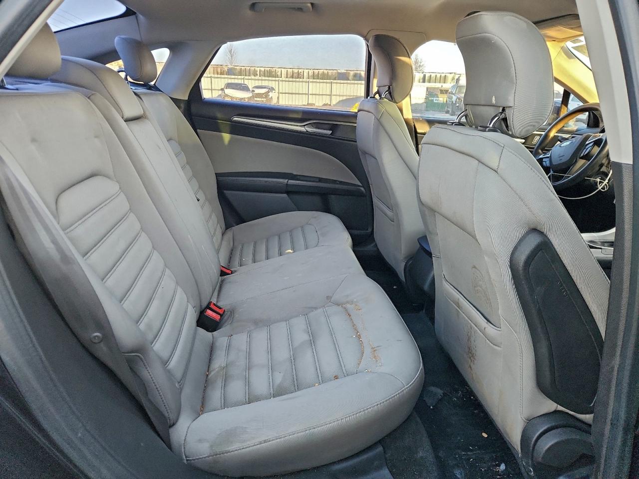 2014 Ford Fusion S VIN: 1FA6P0G77E5402669 Lot: 96849005