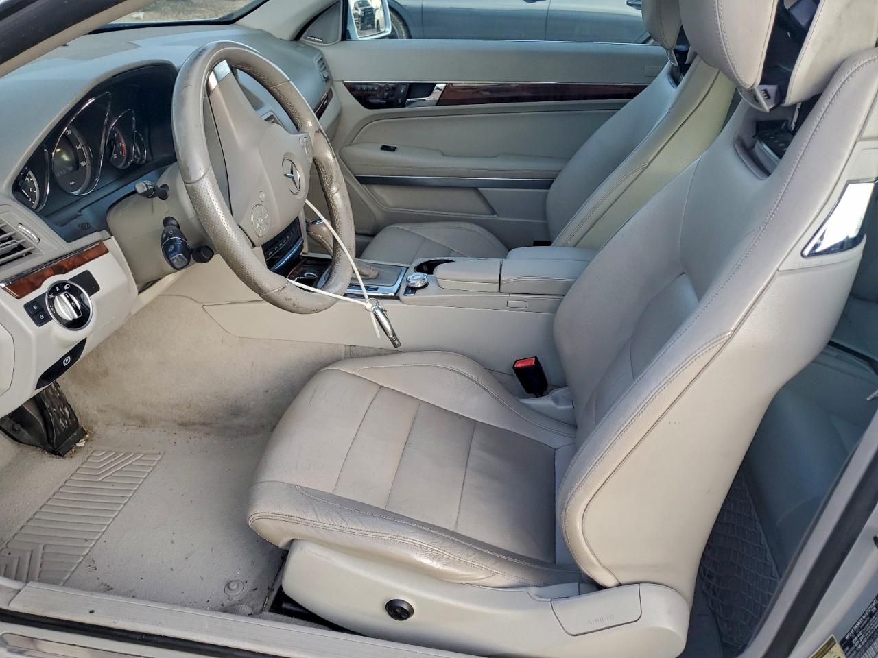 IV (W212, S212, C207)