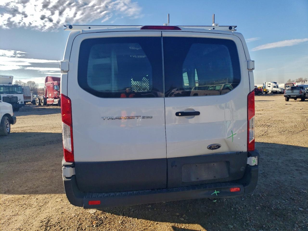 2022 Ford Transit 250 Delivery Van VIN: 1FTBR1Y82NKA46942 Lot: 92309125