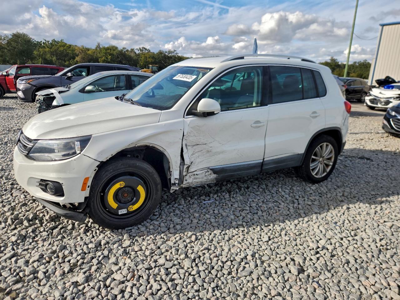 2014 Volkswagen Tiguan S VIN: WVGAV3AX1EW614008 Lot: 97530435