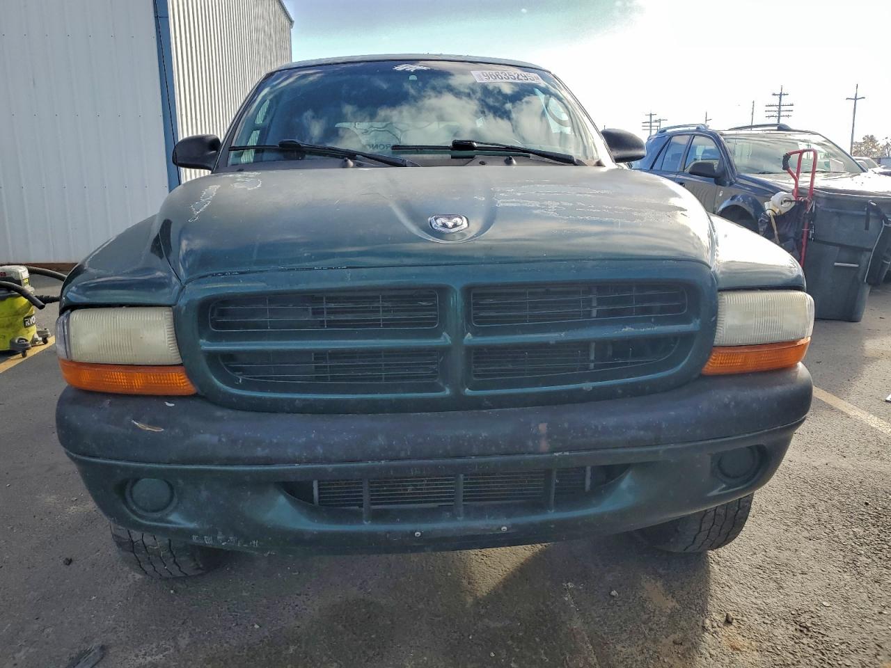 2000 Dodge Dakota Quad VIN: 1B7GG2AX4YS655277 Lot: 96635295