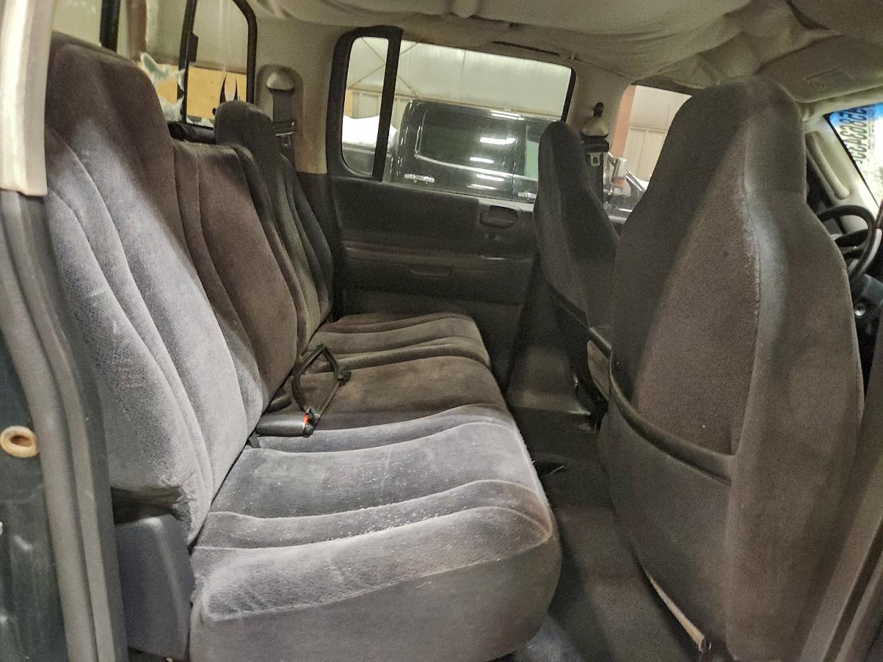 2002 Dodge Dakota Quad Slt VIN: 1B7HG48N12S646046 Lot: 95863435