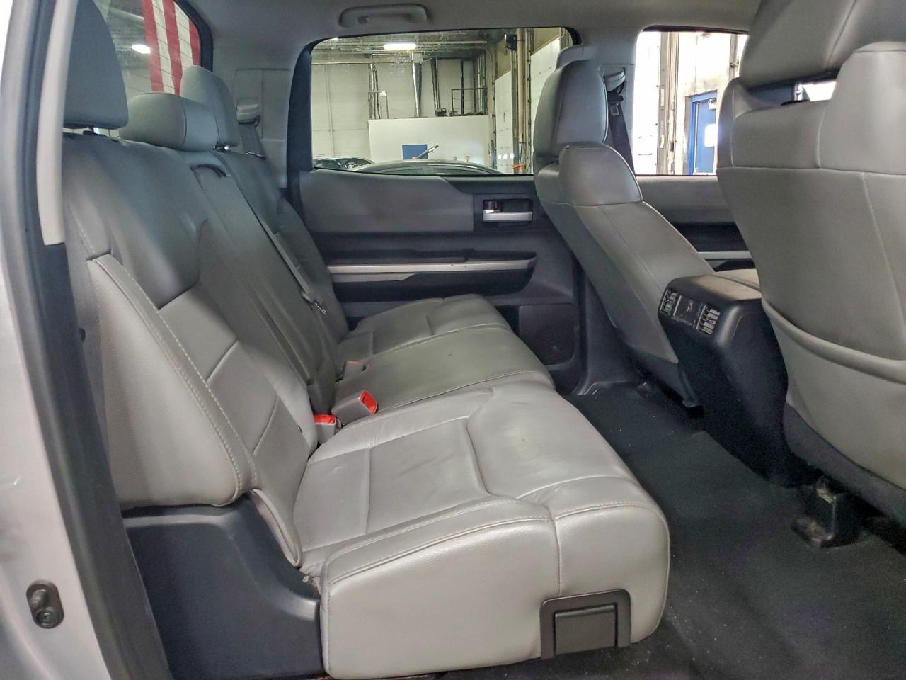 2016 Toyota Tundra Crewmax Limited VIN: 5TFHW5F17GX552059 Lot: 94926915