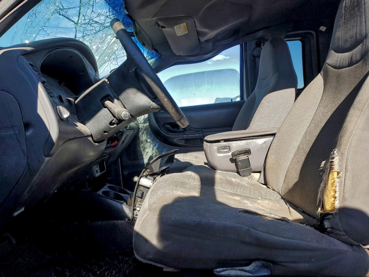 2001 Ford Ranger Super Cab VIN: 1FTYR14V71PB02084 Lot: 94416945