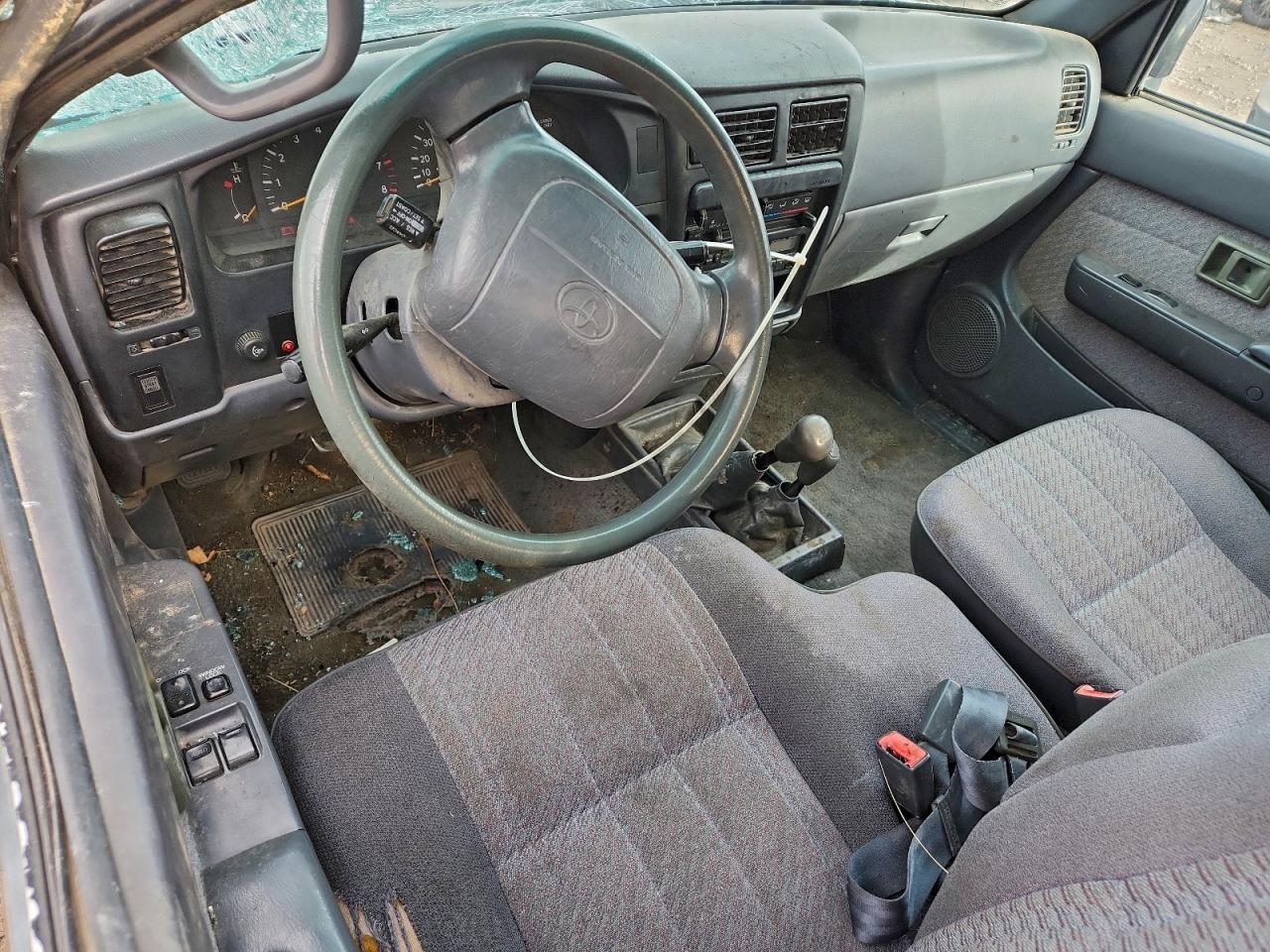 1997 Toyota Tacoma Xtracab VIN: 4TAWN72N1VZ325400 Lot: 94828115