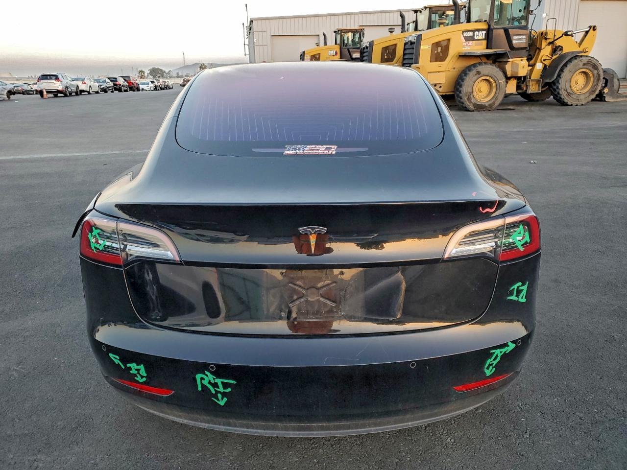 2018 Tesla Model 3 VIN: 5YJ3E1EA8JF004807 Lot: 94524555