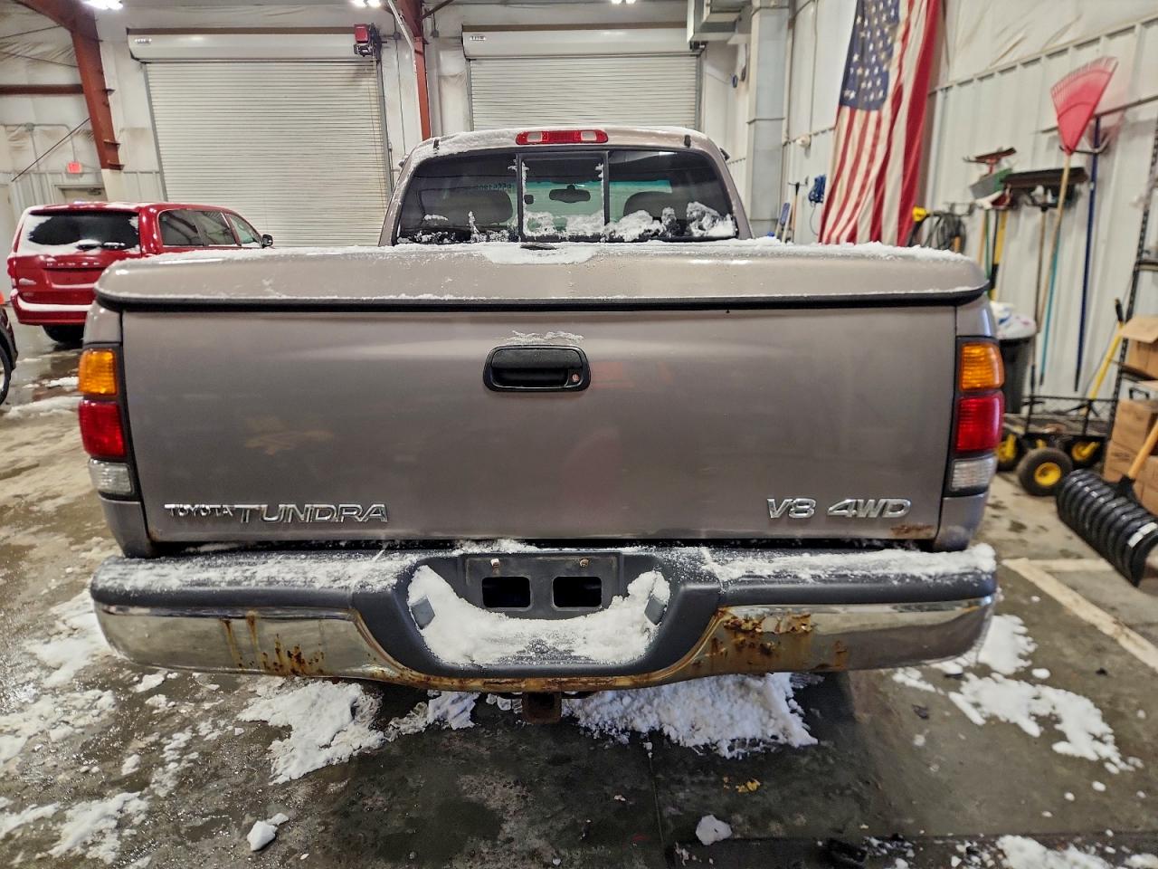 2000 Toyota Tundra Access Cab Limited VIN: 5TBBT4814YS107302 Lot: 95551895