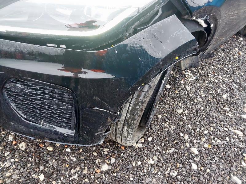 2021 JAGUAR E-PACE 2.0 D200 R-DYNAMIC SE 5DR AUTO