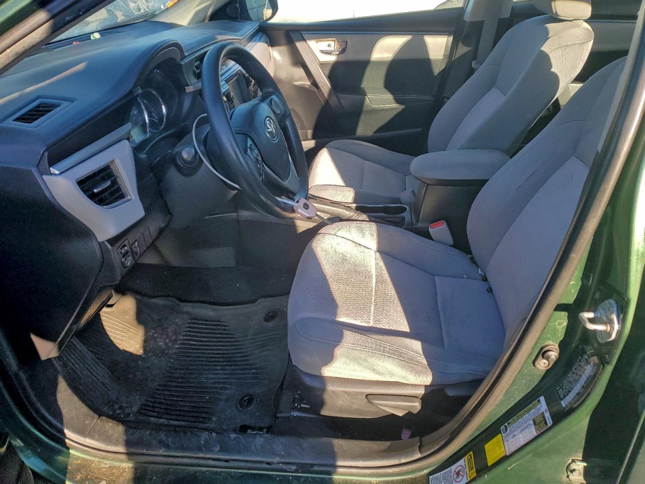 2015 Toyota Corolla L VIN: 5YFBURHE1FP252386 Lot: 95434925