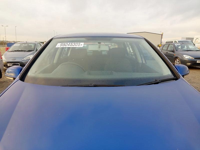 2004 VOLKSWAGEN GOLF 1.6 S FSI 5DR [AC]