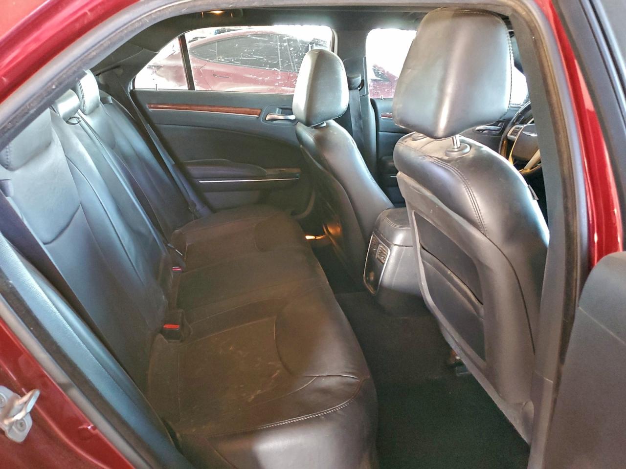 2013 Chrysler 300 VIN: 2C3CCAAG0DH657277 Lot: 95952255